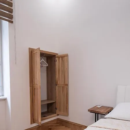 Dlazdena Apartments Prague Exterior photo