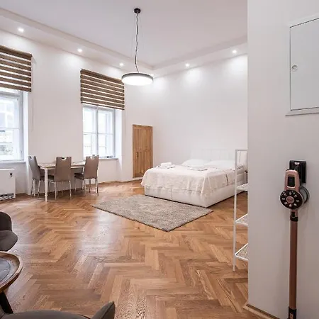 Dlazdena Apartments Prague Exterior photo